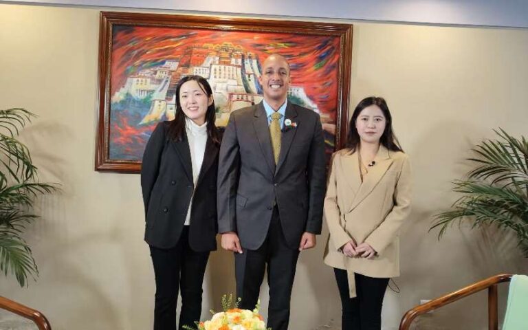 Misión Diplomática de Nicaragua apoya a China en la Región Autónoma de Xizang