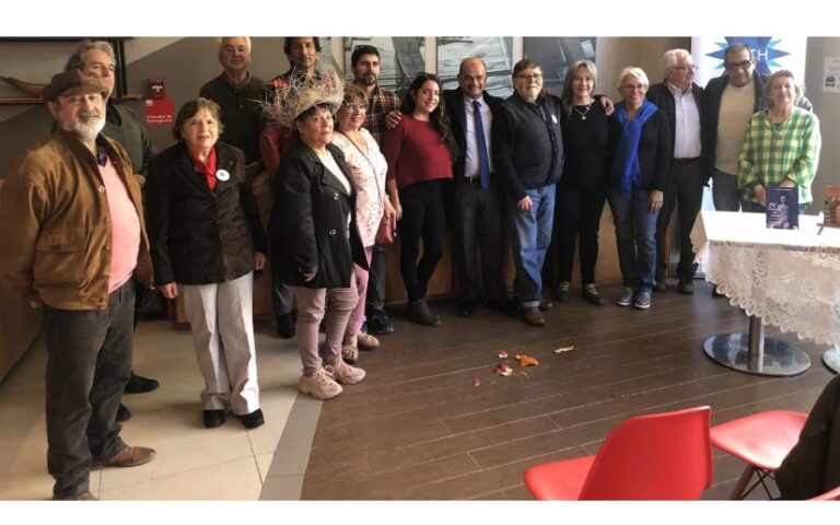 Encuentro poético en Valparaíso con sociedad de escritores de Chile