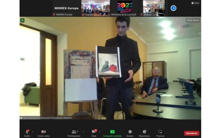 Concurso de pintura en línea con Abjasia