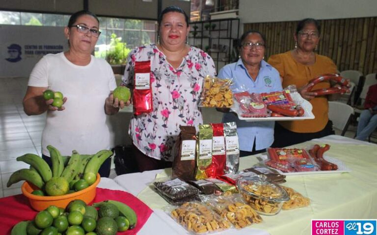 Preparan celebración para el Día de la Mujer