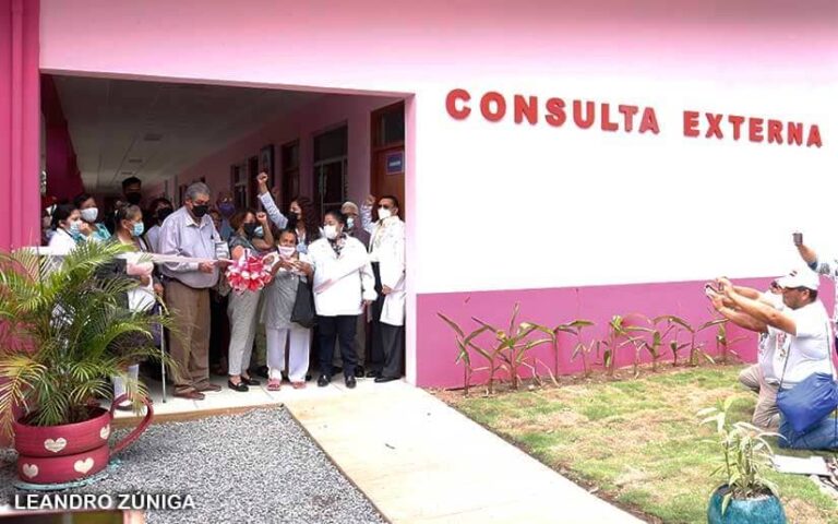 Entregan nuevas áreas de salud y ambulancias acuáticas en Nicaragua