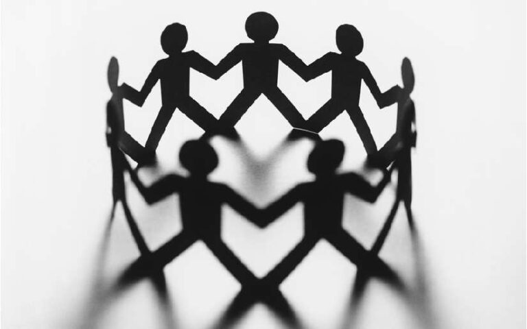 Estructurar una Comunidad de Destino de la Humanidad