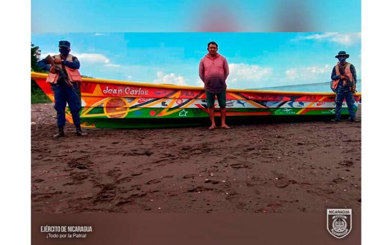 Distrito Naval Pacífico retiene a personas quienes realizaban pesca de manera ilegal