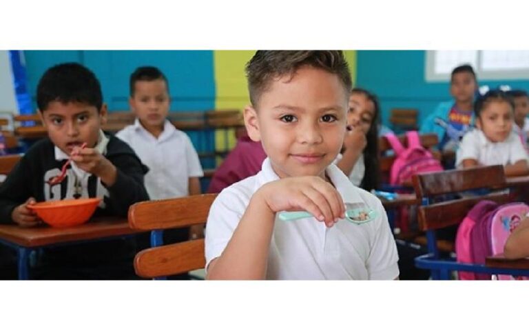 Nicaragua, un ejemplo en las transformaciones de la educación y la batalla contra el analfabetismo