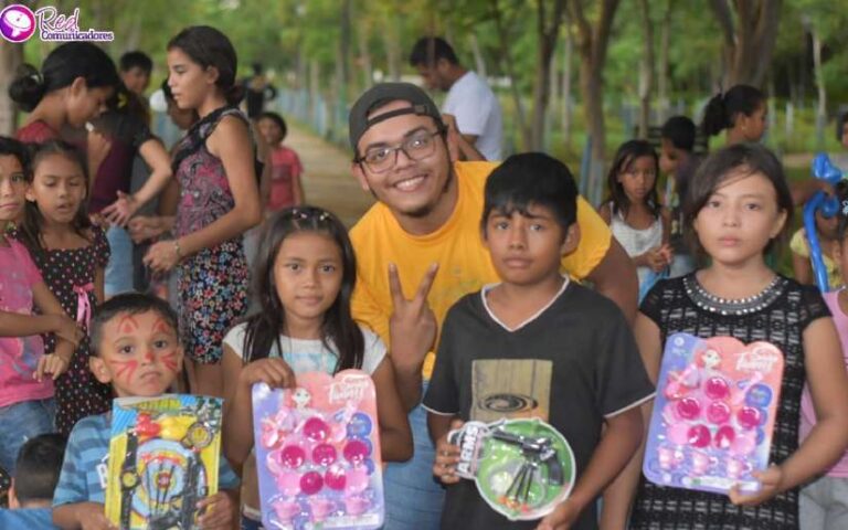 Mimados de la Revolución disfrutan con Festivales Departamentales