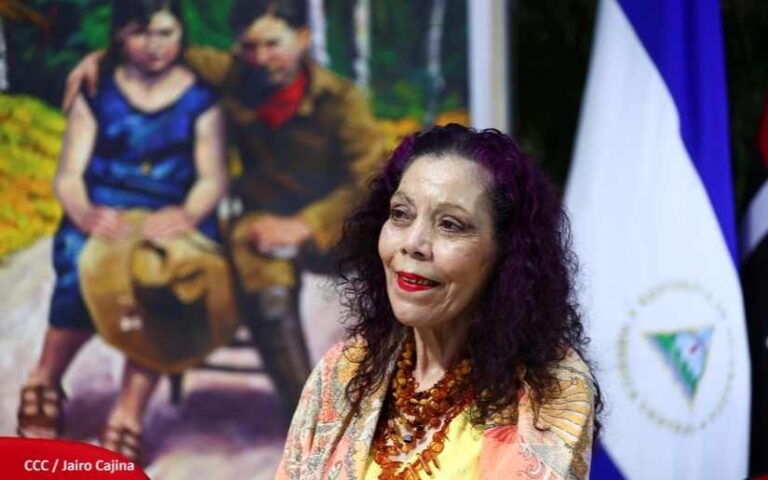 Compañera Rosario Murillo en Multinoticias (07-11-23)