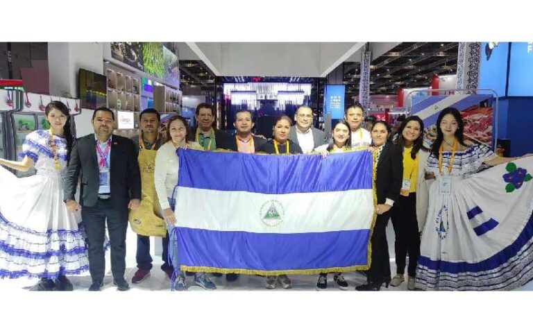 Delegación Nicaragüense en cierre de la Expo Internacional de Importaciones China (CIIE)