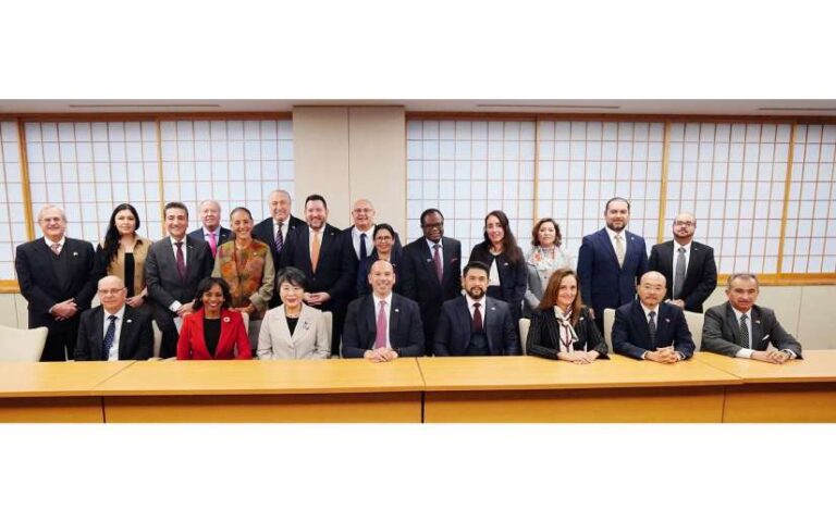 Embajadora de Nicaragua realizó visita de cortesía a la Canciller de Japón