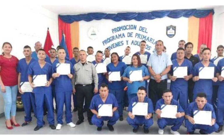 (+Fotos) Promoción del Programa de Primaria de Jóvenes y Adultos 2023