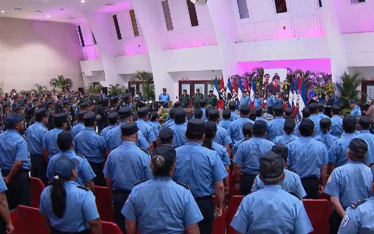 Pdte. Daniel participa en la XXVI Graduación de Cadetes de la Policía Nacional