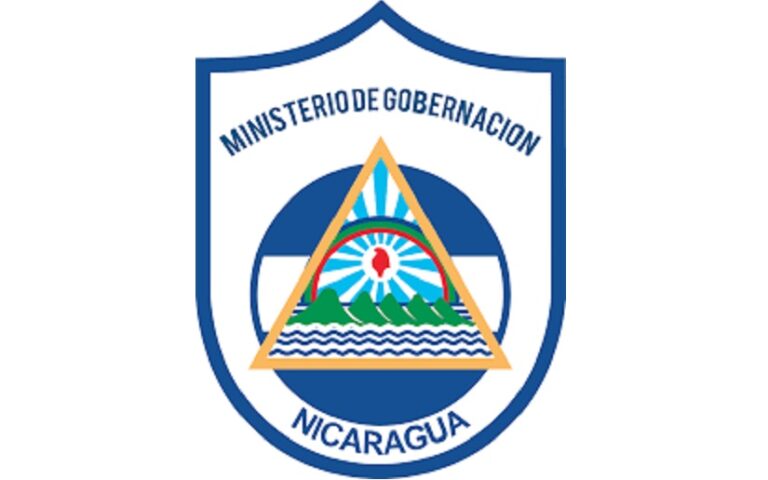 Cobertura policial y regulación del tránsito en honras fúnebres de la mamá del Padre Bismarck Conde