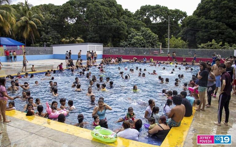 Familias disfrutan este 2024 en el Centro Recreativo Xilonem