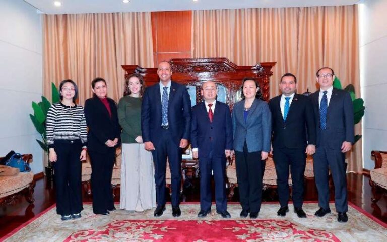 Misión Diplomática de Nicaragua en China desarrolla agenda de trabajo en la ciudad de Tianjin