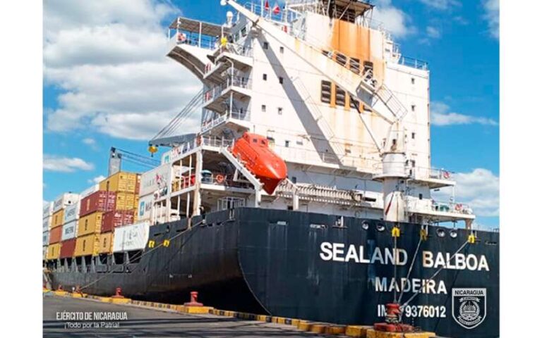 Fuerza Naval brinda protección e inspección a embarcaciones y flota pesquera industrial