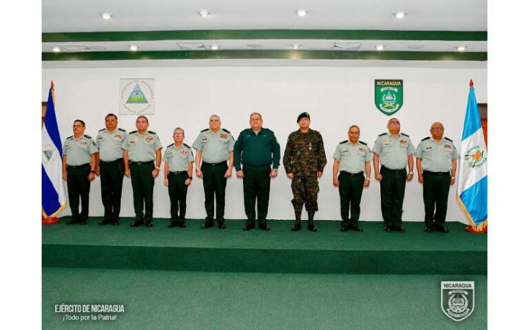 Ejército de Nicaragua celebró ceremonia de condecoración