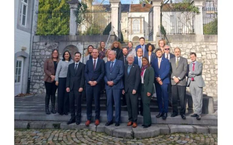 En encuentro con el Gobierno Regional de la comunidad germanoparlante de Bélgica