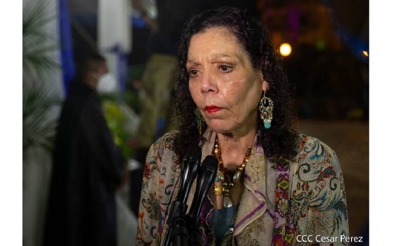 Compañera Rosario Murillo en Multinoticias (13-02-24)