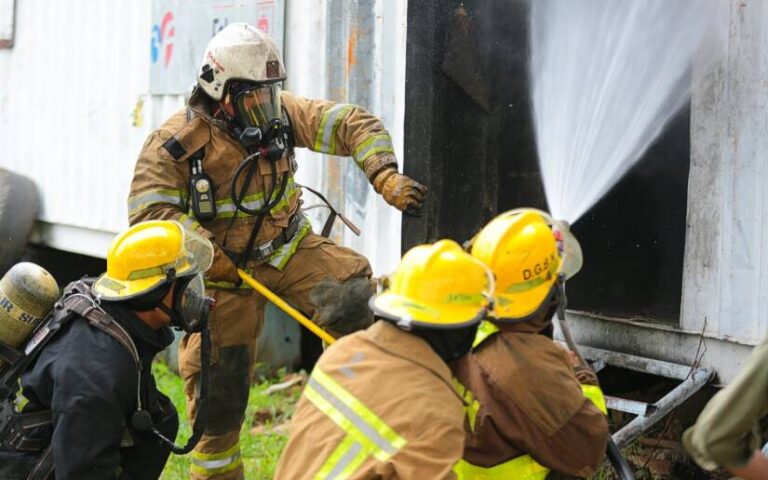 Bomberos Unidos controlaron incendio durante el fin de semana en Masaya