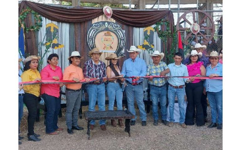 Festival Vaquero 2024 es celebrado a lo grande por las familias de San Pedro de Lóvago