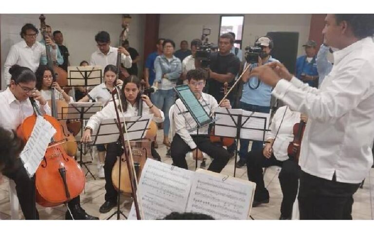 Inicia el Año Escolar de la Escuela de Orquestas y Coros Alfredo Barrera