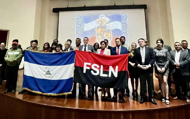 Recuerdan legado de dignidad y bravura del General Sandino en México