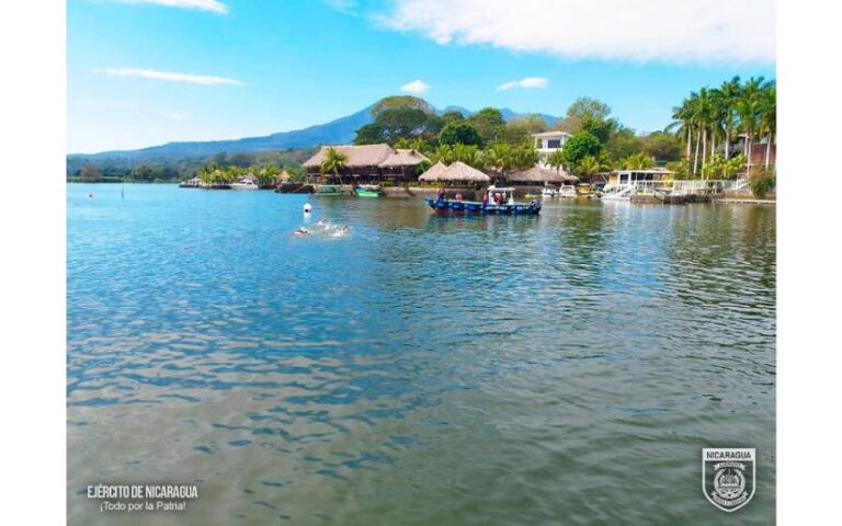 Ejército brinda protección al “Circuito Nacional de Natación en Aguas Abiertas Granada 2024”