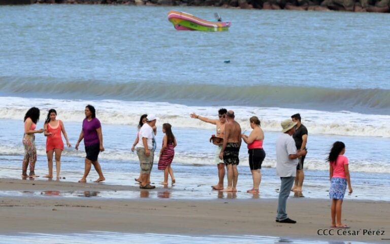 Gobierno anuncia vacaciones de Semana Santa con goce de salario