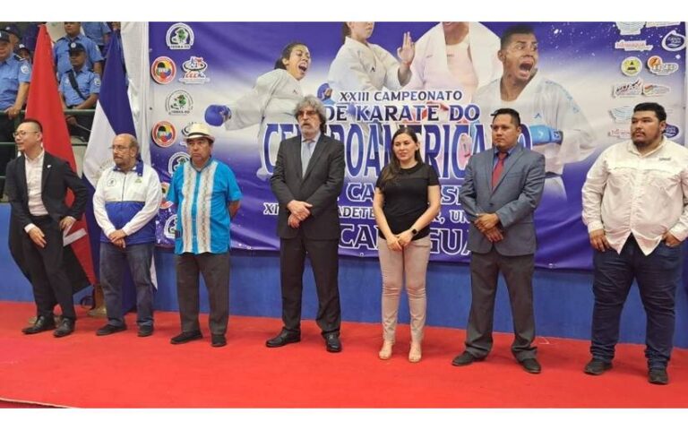 Inauguran Campeonato Centroamericano y del Caribe de Karate-Do en el Polideportivo España