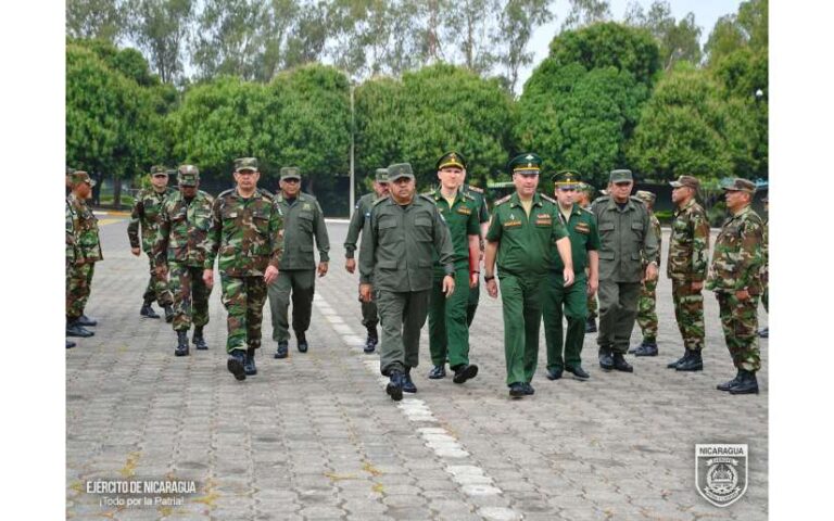 Ejército de Nicaragua realiza actos de formación de tropas por el Duelo Nacional Solidario