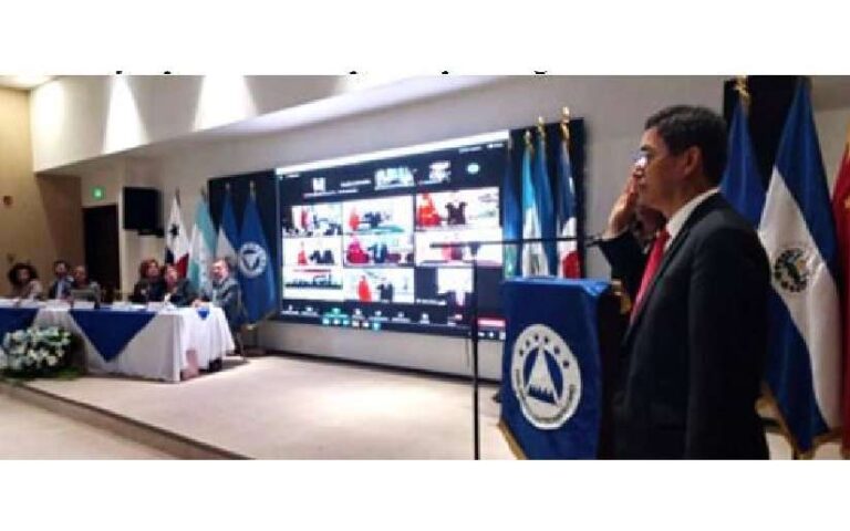 Delegados de China son juramentados como observadores permanentes al Parlacen