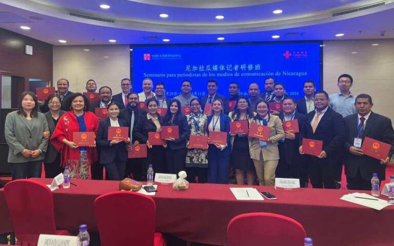 Un total de 25 periodistas de los Medios Sandinista finalizan Seminario en China