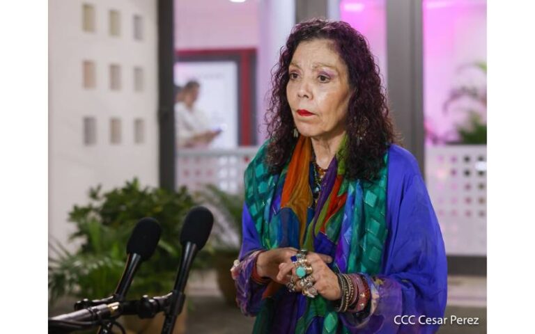 Compañera Rosario Murillo en Multinoticias (24-04-24)