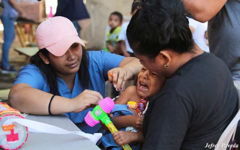 Ministerio de Salud brindará atención con clínicas móviles a casi 43 mil familias