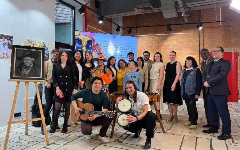 Embajada en Rusia celebra el natalicio del General Sandino con jornadas culturales