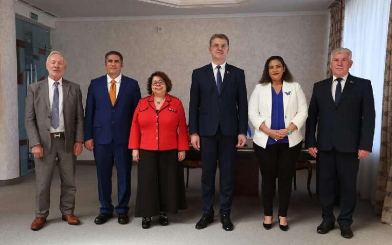 Delegación de Nicaragua firma acuerdo con el Comité Ejecutivo de la Ciudad de Minsk
