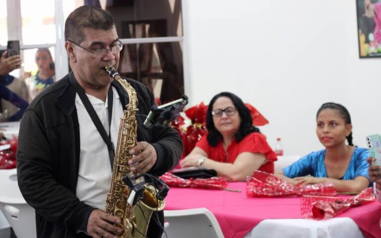 Madres del arte nicaragüese celebran su día