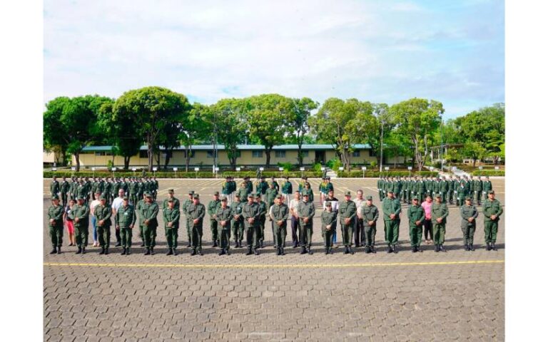 Acto de conmemoración del XXXI aniversario de fundación del Centro Superior de Estudios Militares