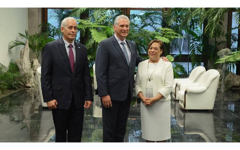 Compañera Guisell Morales presenta Cartas Credenciales al Presidente de Cuba