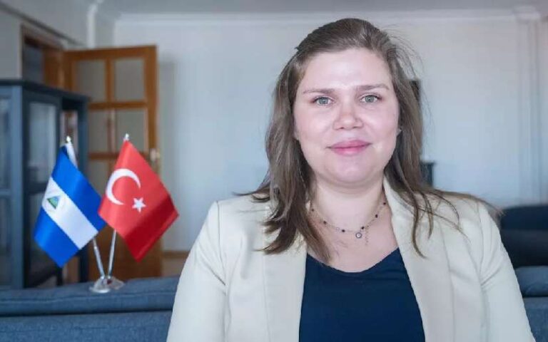 Embajadora de Nicaragua recibe beneplácito en Uzbekistán