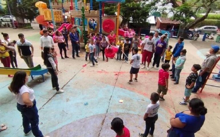 Celebran con Amor, Alegría y Unidad Familiar Festivales de los Mimados