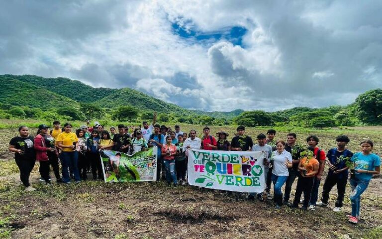 (+Fotos) Jornadas Masivas de Siembra en celebración del Día Nacional del Árbol