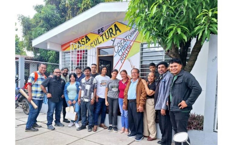 Instituto de las Culturas de Pueblos y Juventudes impartió Taller de Artes Plásticas y de Teatro
