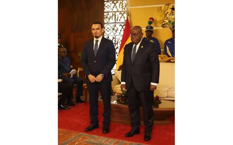 Compañero Luis Andino presenta Cartas Credenciales como Embajador en la República de Ghana