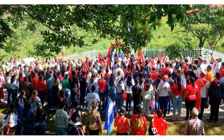 (+Fotos) Acto en conmemoración por el 39 aniversario de los Héroes y Mártires de Cuapa