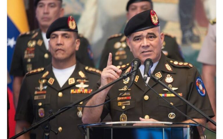 Ministro de Defensa venezolano ratifica lealtad al presidente Nicolás Maduro