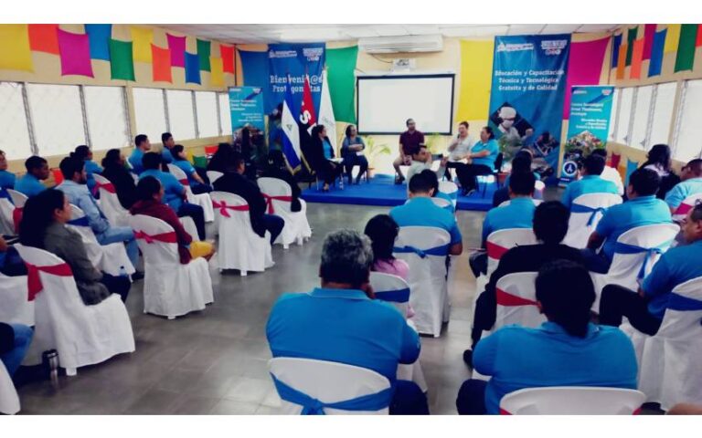 Concluye la revisión de ejes y lineamientos de la Estrategia Nacional de Educación