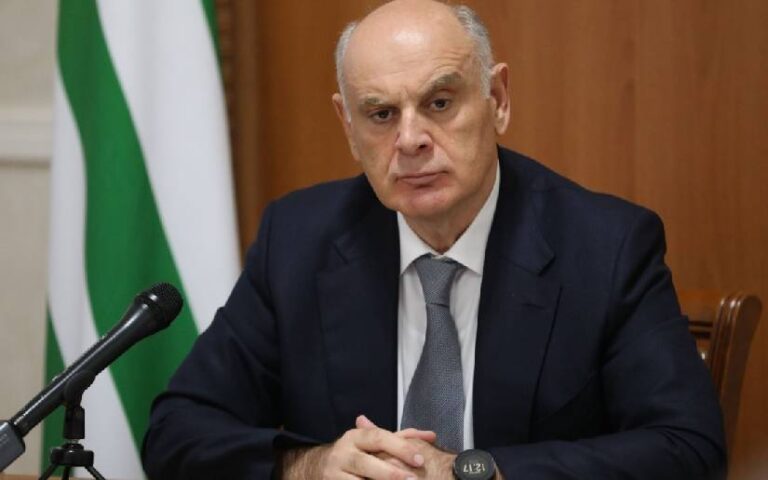 Presidente de Abjasia felicita a Nicaragua por el 203 aniversario de su Independencia