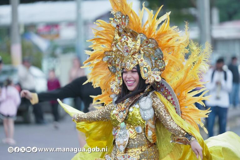 Familias disfrutan del Carnaval de Año Nuevo 2024