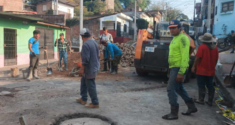 Alcaldía de Matagalpa restable el sistema de tuberías de aguas residuales