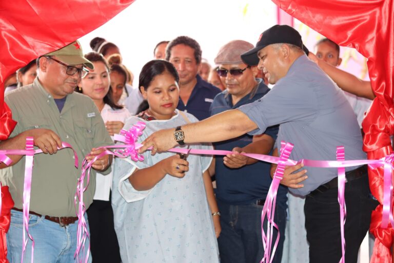 Inauguran la Casa Materna Porcela Sandino en Puerto Cabezas
